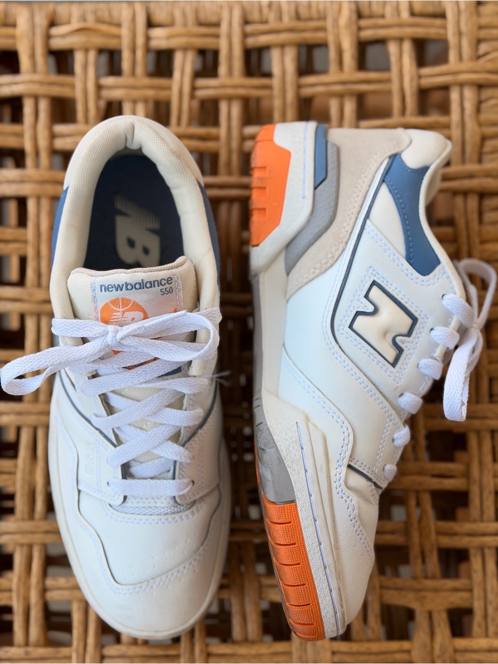 Big Boy’s New Balance 550 Basketball Sneakers White Mercury Blue Size 7